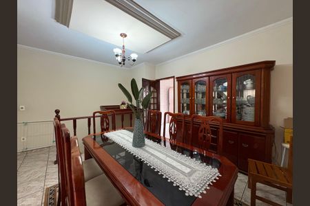 Casa à venda com 360m², 5 quartos e 5 vagasSala de Jantar