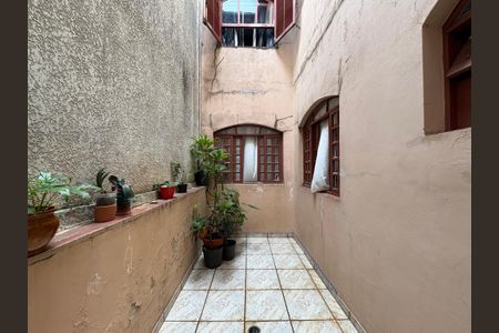 Casa à venda com 360m², 5 quartos e 5 vagasJardim de inverno