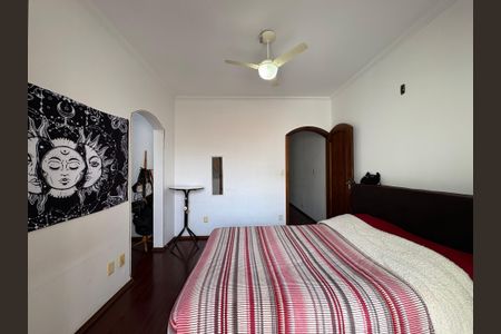 Casa à venda com 360m², 5 quartos e 5 vagasSuite 4