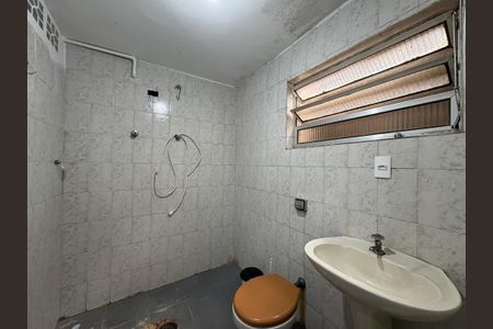 Casa à venda com 360m², 5 quartos e 5 vagasBanheiro de serviço edícula