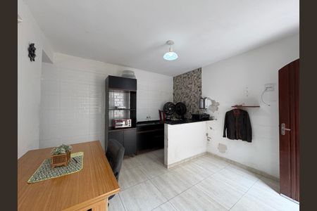 Casa à venda com 360m², 5 quartos e 5 vagas Edicula /Sala e cozinha  