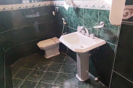 Casa de condomínio à venda com 650m², 6 quartos e 4 vagasLavabo da Sala