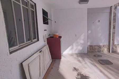 Casa de condomínio à venda com 650m², 6 quartos e 4 vagasÁrea de Serviço