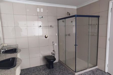 Casa de condomínio à venda com 650m², 6 quartos e 4 vagasBanheiro da Suíte 4