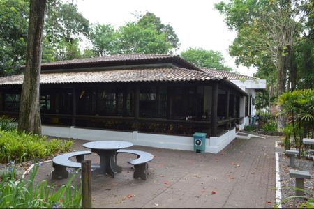 Casa de condomínio à venda com 650m², 6 quartos e 4 vagasÁrea comum - Salão de festas