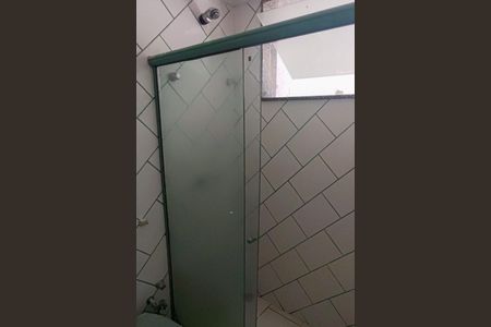 Casa de condomínio à venda com 650m², 6 quartos e 4 vagasBanheiro de Serviço