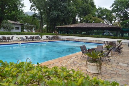 Casa de condomínio à venda com 650m², 6 quartos e 4 vagasÁrea comum - Piscina