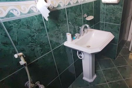 Casa de condomínio à venda com 650m², 6 quartos e 4 vagasLavabo da Sala