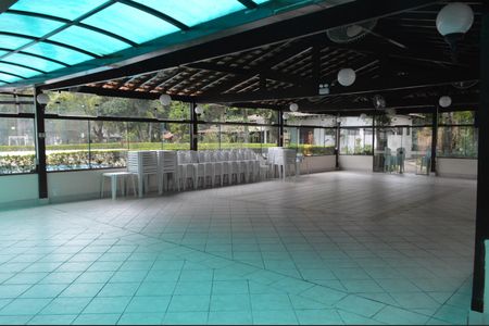 Casa de condomínio à venda com 650m², 6 quartos e 4 vagasÁrea comum - Salão de festas