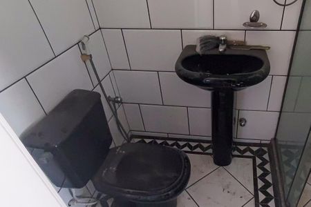 Casa de condomínio à venda com 650m², 6 quartos e 4 vagasBanheiro Suíte da Área Gourmet