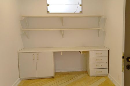 Casa de condomínio à venda com 650m², 6 quartos e 4 vagasCloset da Suíte 3