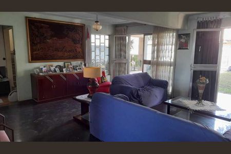 Casa à venda com 4 quartos, 400m² em Jardim Guanabara, Rio de Janeiro