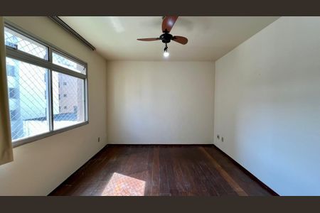 Apartamento à venda com 150m², 4 quartos e 2 vagasQuarto 2