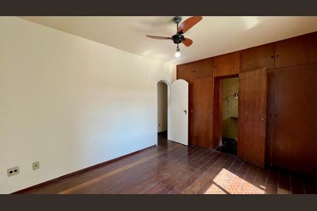 Apartamento à venda com 150m², 4 quartos e 2 vagasQuarto 2