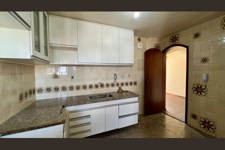 Apartamento à venda com 150m², 4 quartos e 2 vagasCozinha
