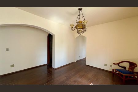 Apartamento à venda com 150m², 4 quartos e 2 vagasSala