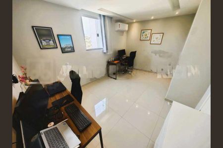 Casa à venda com 2 quartos, 103m² em Jardim Carioca, Rio de Janeiro