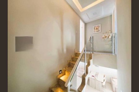 Casa à venda com 103m², 2 quartos e 2 vagas