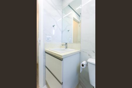 Apartamento à venda com 69m², 2 quartos e 2 vagasBanheiro da Suíte