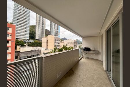 Apartamento à venda com 78m², 2 quartos e 1 vaga Apartamento à venda com 78m², 2 quartos e 1 vagaVaranda da Sala