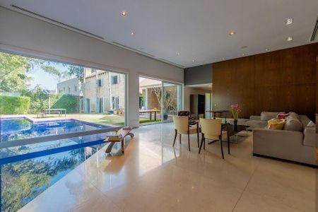 Casa à venda com 5 quartos, 1000m² em Chácara Santo Antônio (Zona Sul), São Paulo