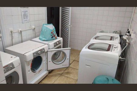 Apartamento à venda com 40m², 1 quarto e 1 vaga