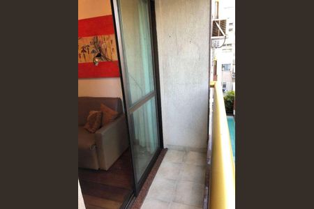 Apartamento à venda com 40m², 1 quarto e 1 vaga