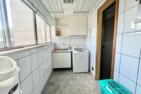 Apartamento à venda com 425m², 4 quartos e 1 vagaÁrea de Serviço