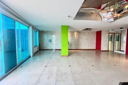 Apartamento à venda com 425m², 4 quartos e 1 vagaSala