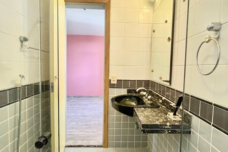 Apartamento à venda com 425m², 4 quartos e 1 vagaBanheiro Suíte 2