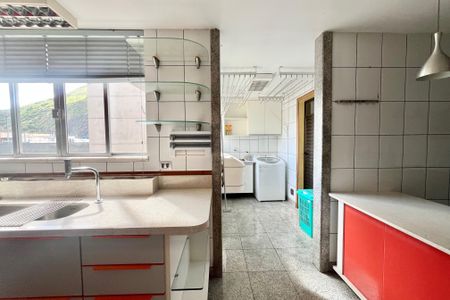 Apartamento à venda com 425m², 4 quartos e 1 vagaCozinha