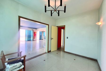 Apartamento à venda com 425m², 4 quartos e 1 vagaEscritório