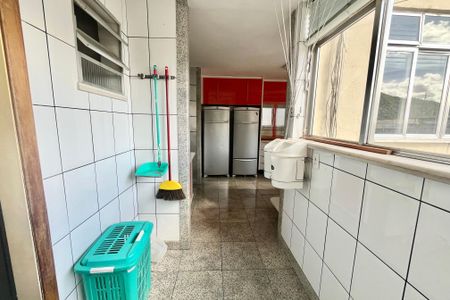 Apartamento à venda com 425m², 4 quartos e 1 vagaÁrea de Serviço