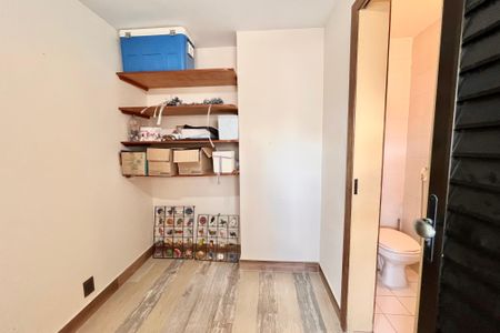 Apartamento à venda com 425m², 4 quartos e 1 vagaQuarto de Serviço