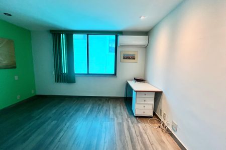 Apartamento à venda com 425m², 4 quartos e 1 vagaSuíte 3
