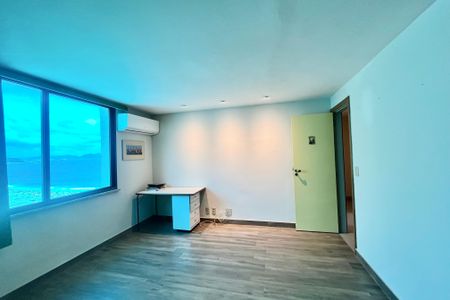 Apartamento à venda com 425m², 4 quartos e 1 vagaSuíte 3