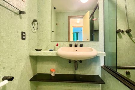 Apartamento à venda com 425m², 4 quartos e 1 vagaBanheiro Suíte 3