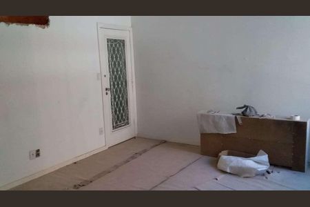 Apartamento à venda com 75m², 2 quartos e 1 vaga