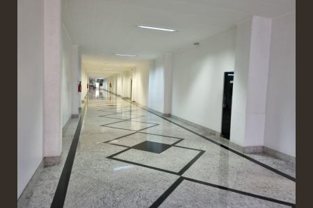 Apartamento à venda com 76m², 2 quartos e 1 vaga