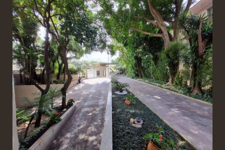 Apartamento à venda com 76m², 2 quartos e 1 vaga