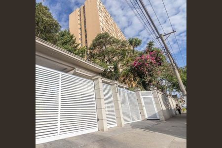 Apartamento à venda com 76m², 2 quartos e 1 vaga