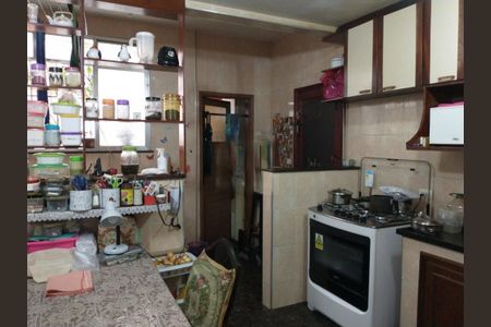 Apartamento à venda com 180m², 3 quartos e 2 vagas