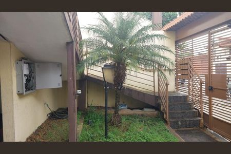 Casa de condomínio à venda com 70m², 3 quartos e 2 vagas