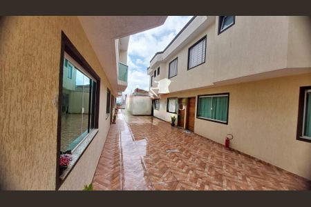 Casa de condomínio à venda com 70m², 3 quartos e 2 vagas