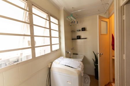 Apartamento à venda com 90m², 2 quartos e 1 vaga Apartamento à venda com 90m², 2 quartos e 1 vagaÁrea de Serviço