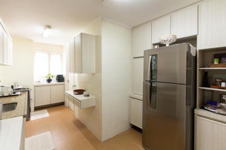 Apartamento à venda com 90m², 2 quartos e 1 vaga Apartamento à venda com 90m², 2 quartos e 1 vagaCozinha