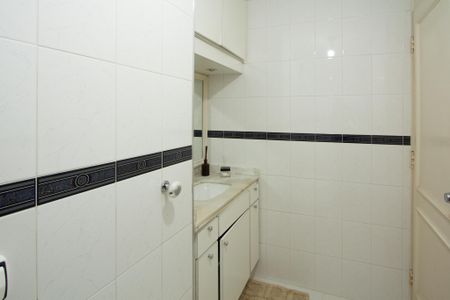 Banheiro de apartamento à venda com 2 quartos, 90m² em Indianópolis, São Paulo