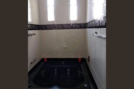 Casa à venda com 3 quartos, 250m² em Vila Oratorio, São Paulo