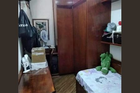 Casa à venda com 3 quartos, 250m² em Vila Oratorio, São Paulo