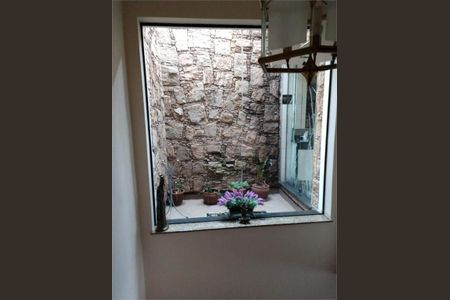 Casa à venda com 3 quartos, 250m² em Vila Oratorio, São Paulo